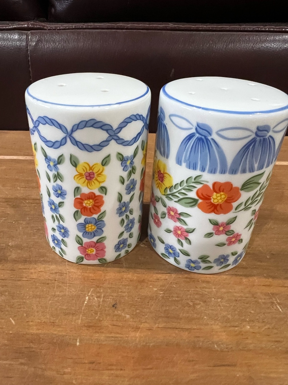Salt & pepper shakers in Romance pattern by Gail Levites.perfect condition.
